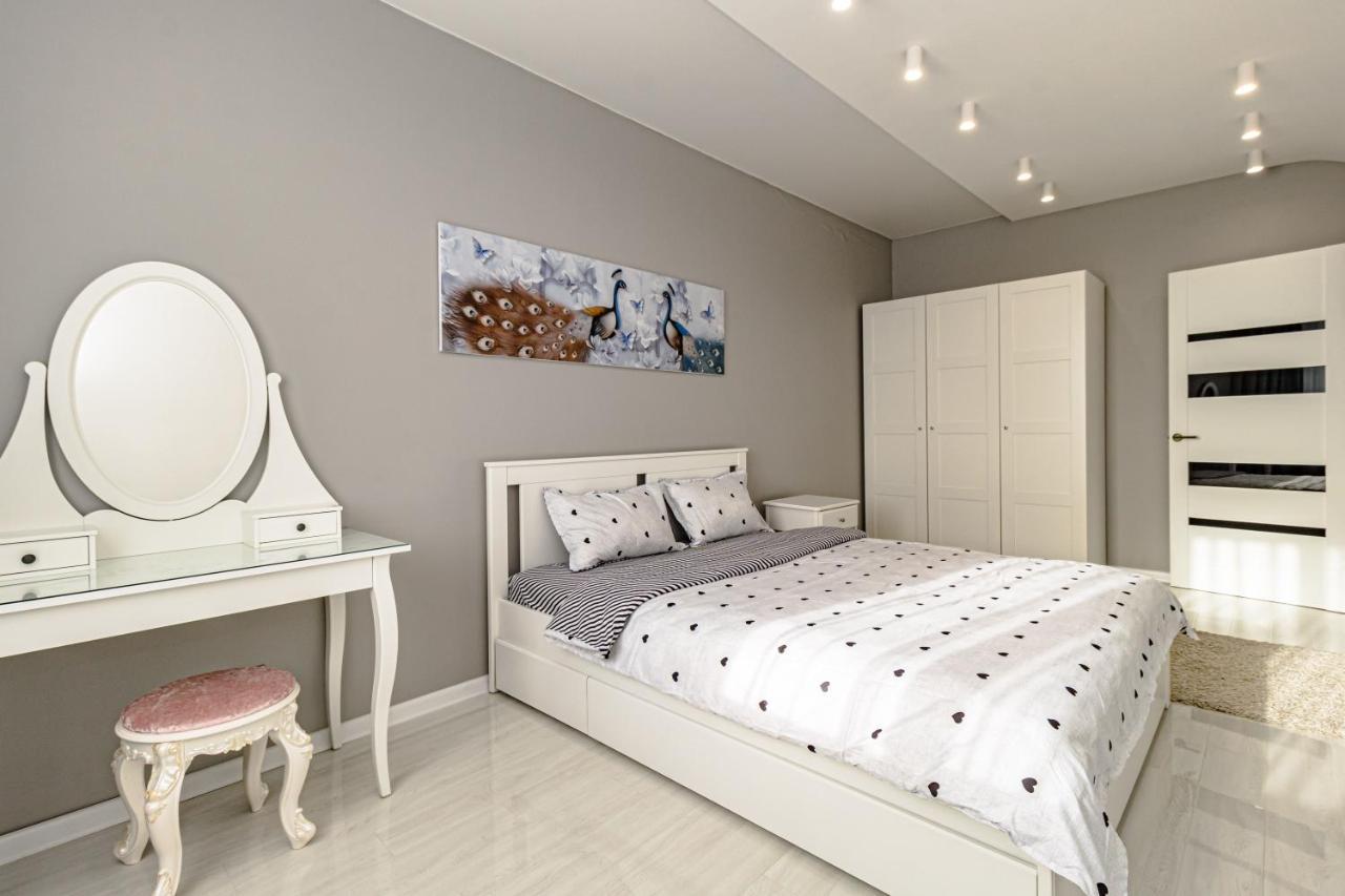 "7 Я-41" Apartment Astana Bagian luar foto